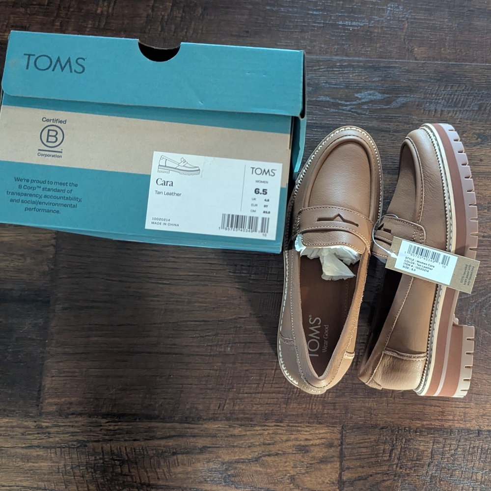 TOMS Tan Leather Loafers